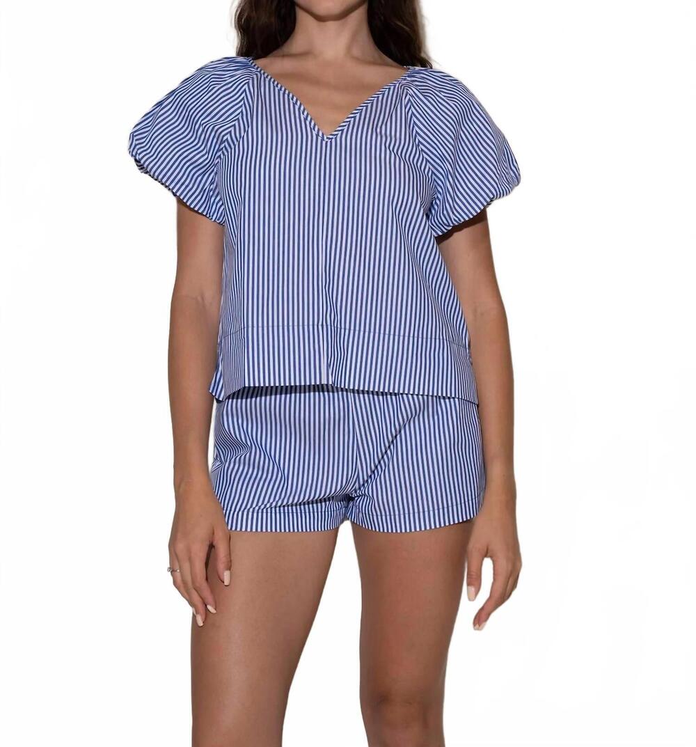NEW STARKX short sleeve v-neck top in navy